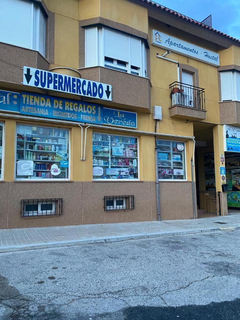 Hostal Y Apartamentos La Vereda Ruidera Exterior foto